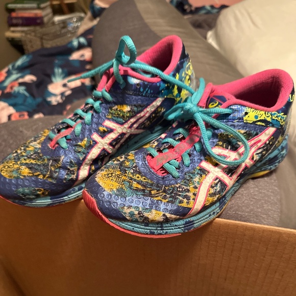 Asics - Picture 1 of 3